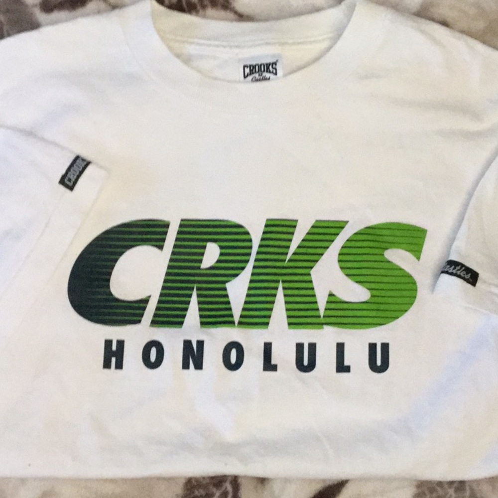 Men’s Crooks & Castles t shirt